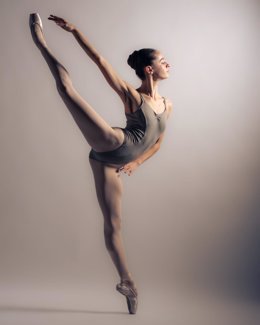 La bailarina de Eszena Danza Claudia Ávalos, finalista del Youth America Grand Prix de Barcelona.