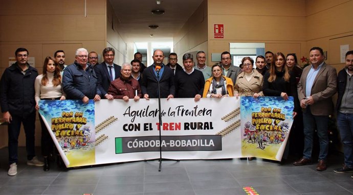 Concentración para pedir el restablecimiento del servicio de Media Distancia Córdoba-Bobadilla.