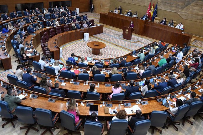 Archivo - Imagen de recurso del hemiciclo de la Asamblea de Madrid.