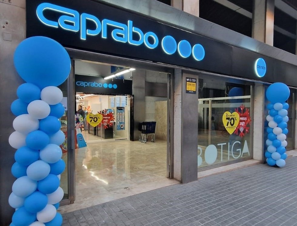 La nueva tienda de Caprabo en el barrio de Grcia de Barcelona
