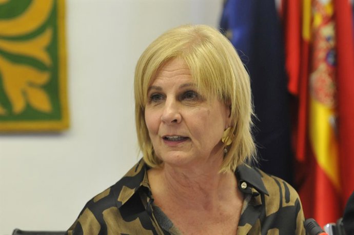 La presidenta de la Federación Española de Municipios y Provincias, María José García-Pelayo durante la reunión de la Junta de Gobierno, a 28 de noviembre de 2023 en Madrid (España).