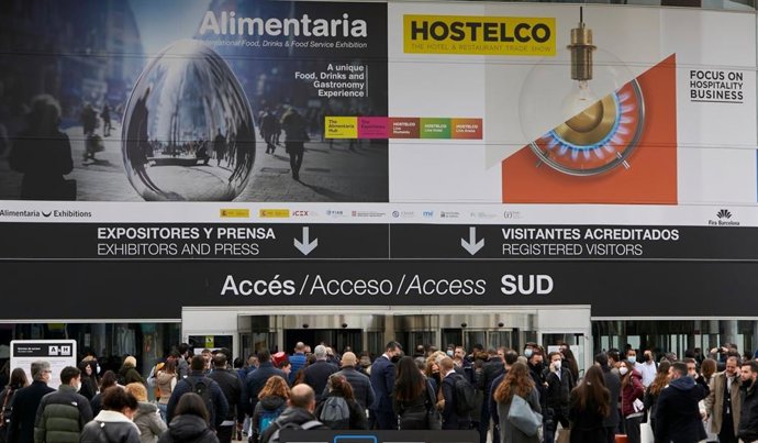 Archivo - Entrada del saló Alimentaria & Hostelco 