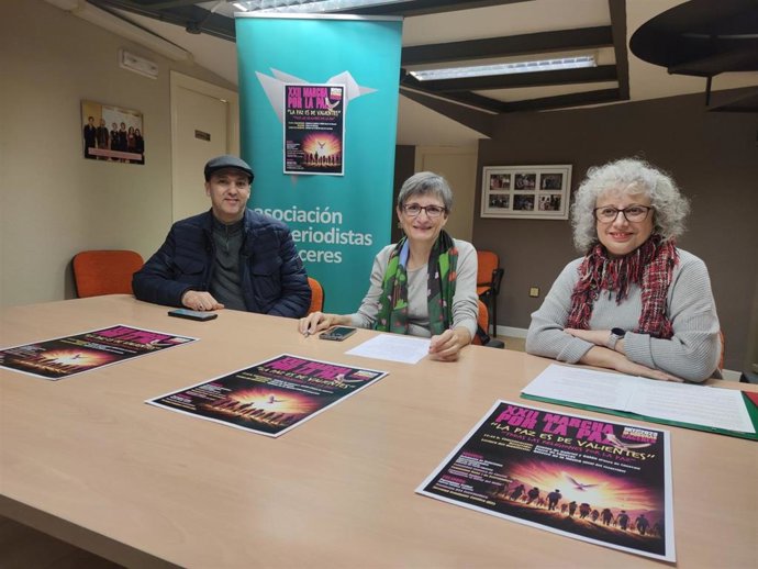 Presentación de la XXII Marcha por la Paz que se celebra en Cáceres el sábado 16 de diciembre