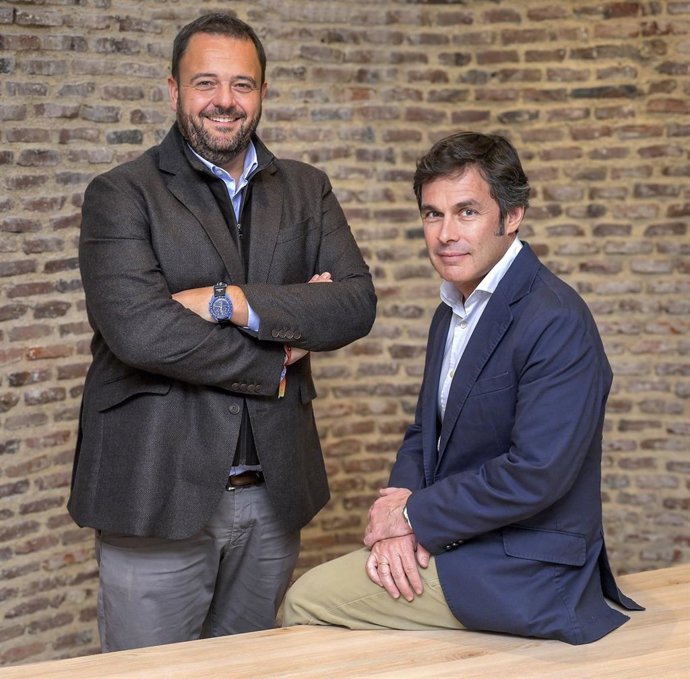 De izda a dcha: el consejero delegado Althena, Jordi Toms, y el director territorial de Madrid, Lucas González-Anleo.