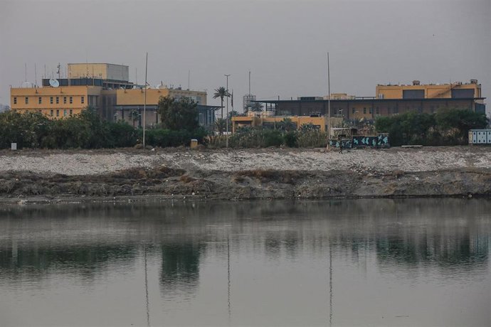 Archivo - La Embajada de EEUU en Irak desde la otra orilla del río Tigris