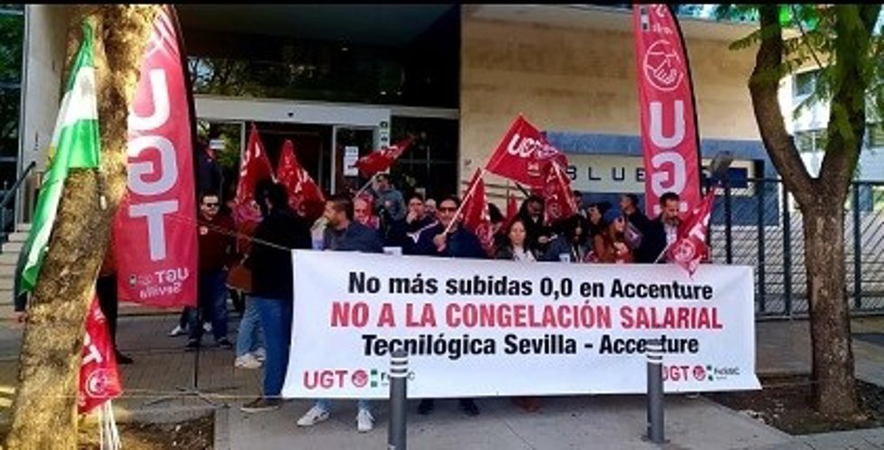 Huelga en la consultora Tecnilógica Accenture.
