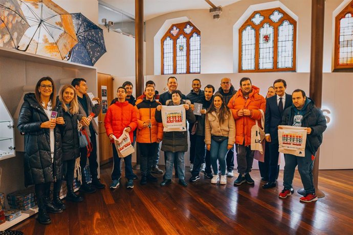 FUNDOS duplica la recaudación para Autismo León por la venta de productos elaborados por personas con TEA .