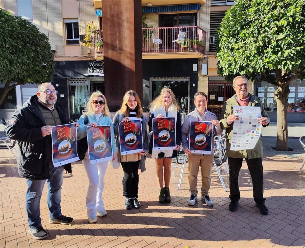 Ayuntamiento, FICA y las Asociaciones de Hosteleros, asociación de Pan y de Tortas de Alcalá han presentado la campaña de comercio bajo el lema 'Lo mejor de la Navidad en Alcalá'.