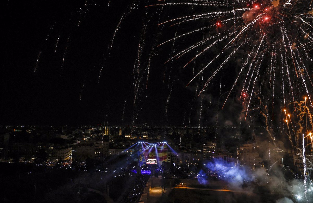 Fuegos artificiales ilegales en las Fallas de Valencia: la Guardia Civil  interviene 170.000 unidades