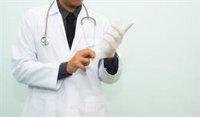 El 71% de los españoles prefiere la Sanidad pública a la privada, pero el 30,3% tiene seguro médico privado