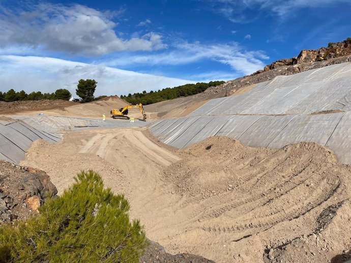 Actuaciones para recuperar ambientalmente zonas mineras de Laujar y Almócita