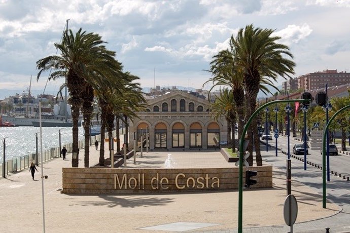 Archivo - El Moll de Costa del Port de Tarragona