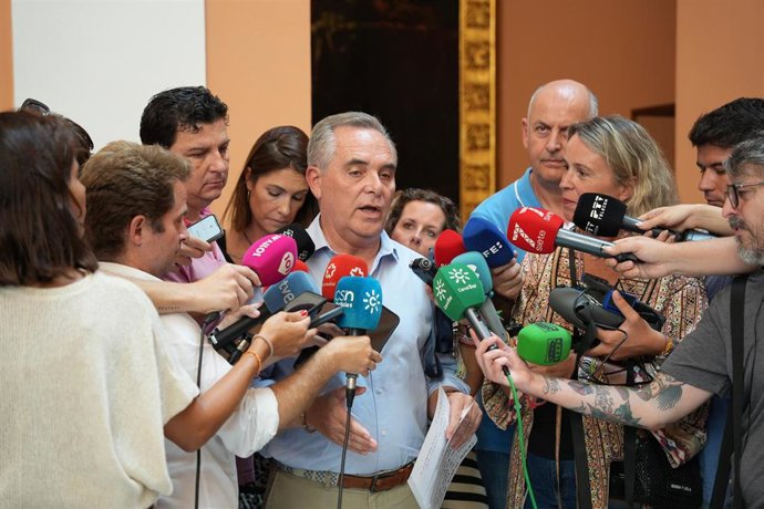 Archivo - El delegado de Hacienda, Participación Ciudadana y Transformación Digital y portavoz del Pleno, Juan Bueno