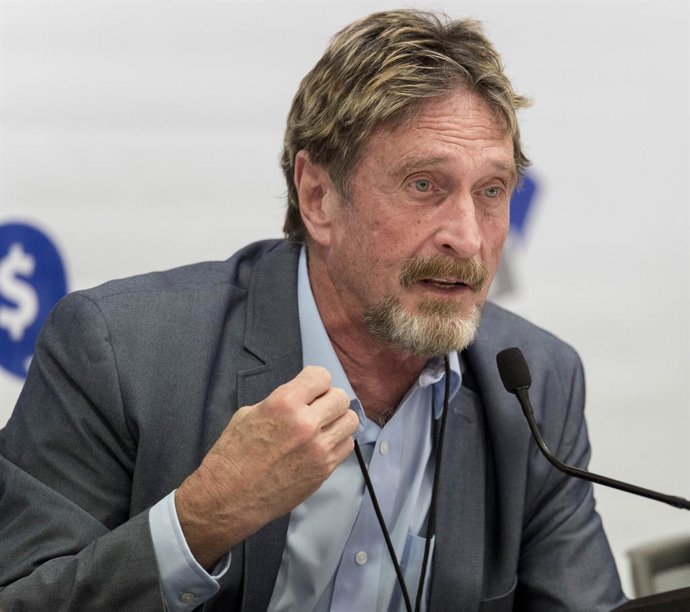 Archivo - El fundador de l'antivirus McAfee, John McAfee