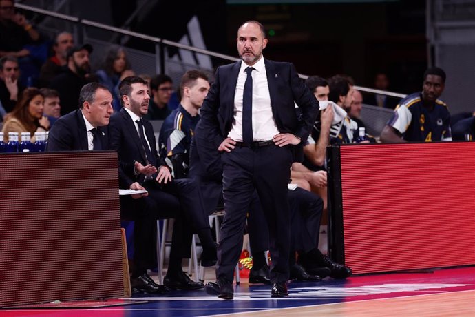 Chus Mateo, entrenador del Real Madrid.