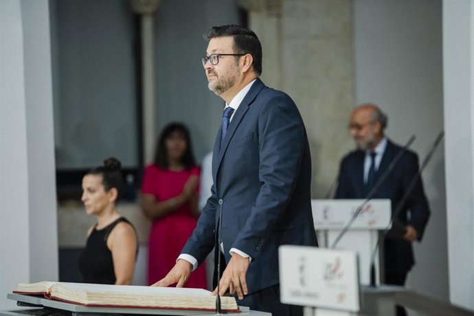 Archivo - El consejero de Educación, Cultura y Deportes, Amador Pastor Noheda, en foto de archivo