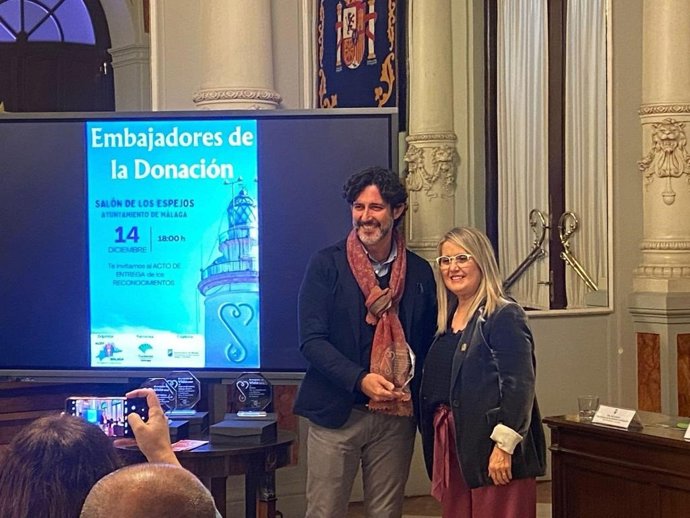 El diputado de Centros Asistenciales, Tercer Sector y Cooperación Internacional, Francisco José Martín, ha recogido el galardón