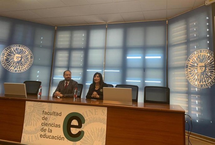 El secretario general de Universidades, Ramón Herrera, durante una conferencia impartida en la Facultad de Educación de la Universidad de Almería.