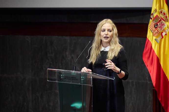 La presidenta del Observatorio contra la Violencia Doméstica y de Género y vocal del CGPJ, Ángeles Carmona, interviene durante le acto de entrega del XVIII premio de reconocimiento a la labor más destacada en la erradicación de la violencia de género 20