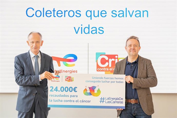 Javier Sáenz de Jubera entrega una donación de 24.000 euros a la Fundación 'Cris contra el cáncer'