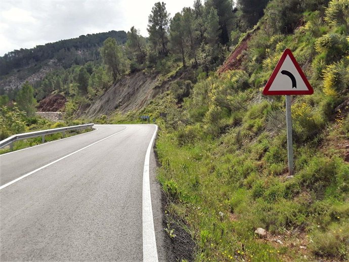 La Diputació de Valncia condicionar l'estat de la carretera CV-580 que recorre la Canal de Navarrés