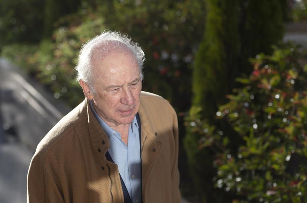 El exvicepresidente del Gobierno y ex director gerente del Fondo Monetario Internacional (FMI), Rodrigo Rato, asiste al juicio por el Caso Rato, en la Audiencia Provincial de Madrid, a 15 de diciembre de 2023, en Madrid (España). Hoy se inicia la vist