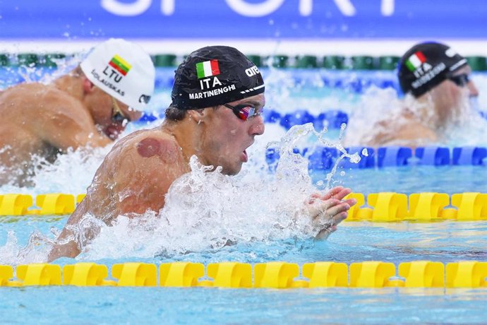 Archivo - Nicolo Martinenghi durante los Europeos de natación de 2022