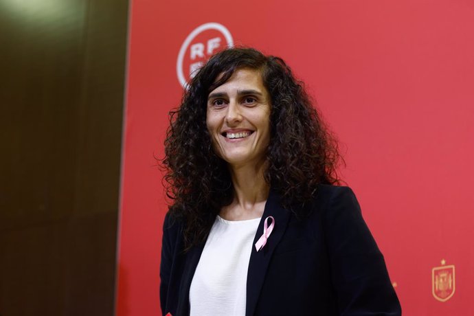 Archivo - Montse Tome, head coach of Spain Women Team, attends her press conference after the announcement of the squad list for the Spain Women Team matches for the UEFA Nations League celebrated at Ciudad del Futbol in on October 18, 2023, in Las Roza