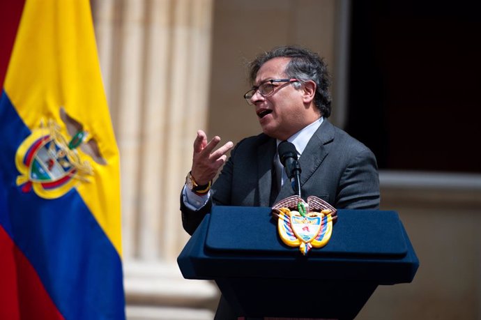 Archivo - June 26, 2023, Bogota, Cundinamarca, Colombia: Colombian president Gustavo Petro speaks during the honors ceremony to soldiers and indigenous who helped the rescue of the children missing during the 'Operacion Esperanza', in Bogota, Colombia, Ju
