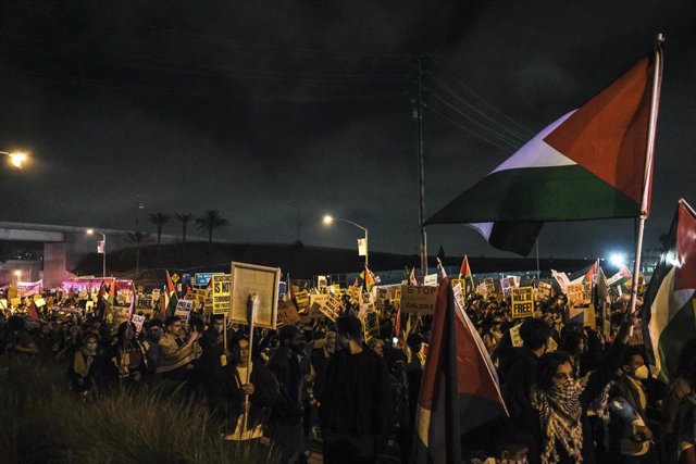 Archivo - Manifestación en solidaridad con Gaza en Los Ángeles, Estados Unidos