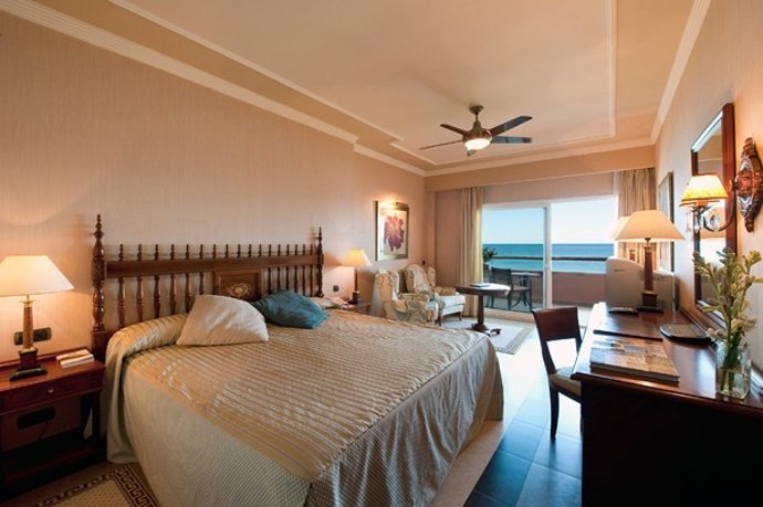 Archivo - Habitación Del Gran Hotel Elba De Estepona (Málaga)