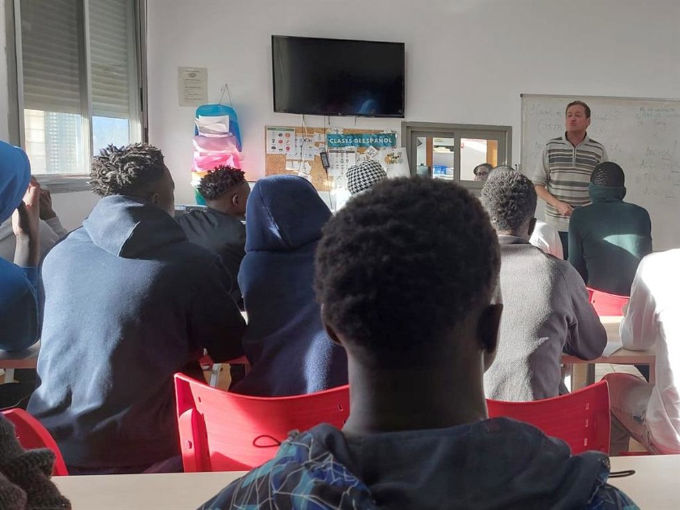 Cruz Roja organiza actividades para reflexionar sobre el fenómeno migratorio en el Centro Cívico de Oliver de Zaragoza.