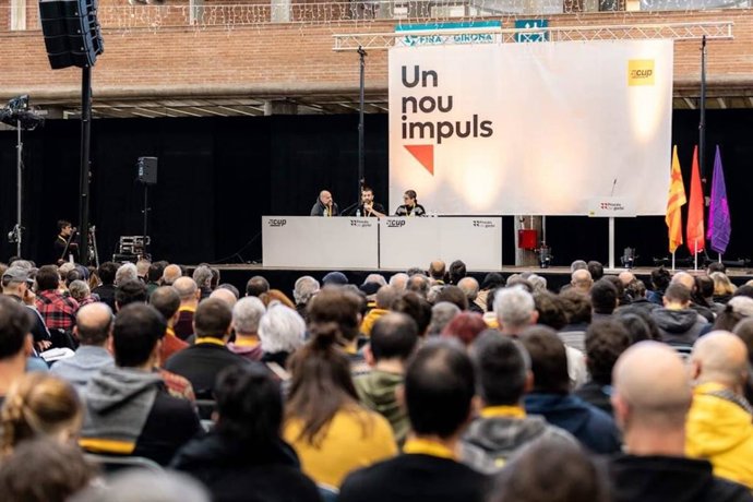 650 persones participen en el Congrés Nacional de la CUP per actualitzar la seva proposta política