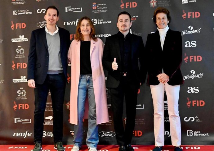 El expiloto Jorge Lorenzo participa en el II Foro Internacional del Deporte en Santander.
