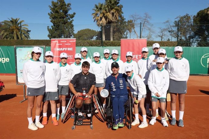 Martín de la Puente y Kike Siscar, tras la final del 33 Campeonato de España MAPFRE de tenis en silla.