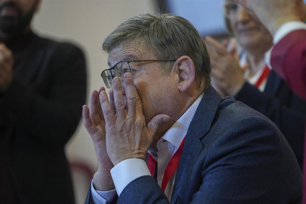El secretario general del PSPV-PSOE, Ximo Puig, durante el Comité Nacional de los socialistas valencianos, en la sede de UGT-PV, a 16 de diciembre de 2023, en Valncia