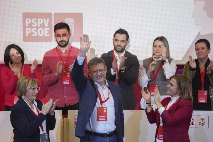 El secretario general del PSPV-PSOE, Ximo Puig, durante el Comité Nacional de los socialistas valencianos, a 16 de diciembre de 2023