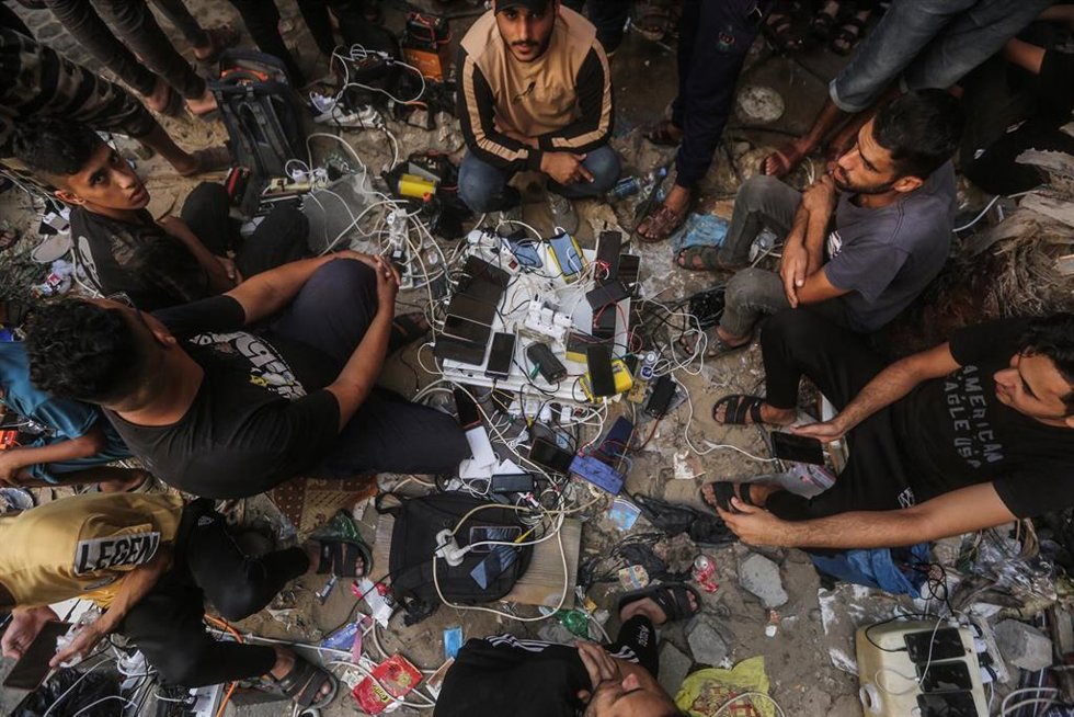 Archivo - Apagón de comunicaciones en la Franja de Gaza 