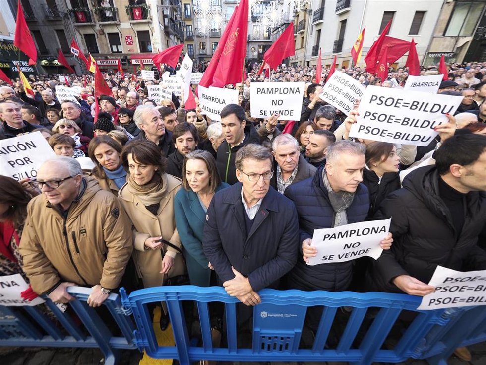 El presidente del Partido Popular, Alberto Núñez Feijóo, en la concentración en Pamplona contra la moción de censura.