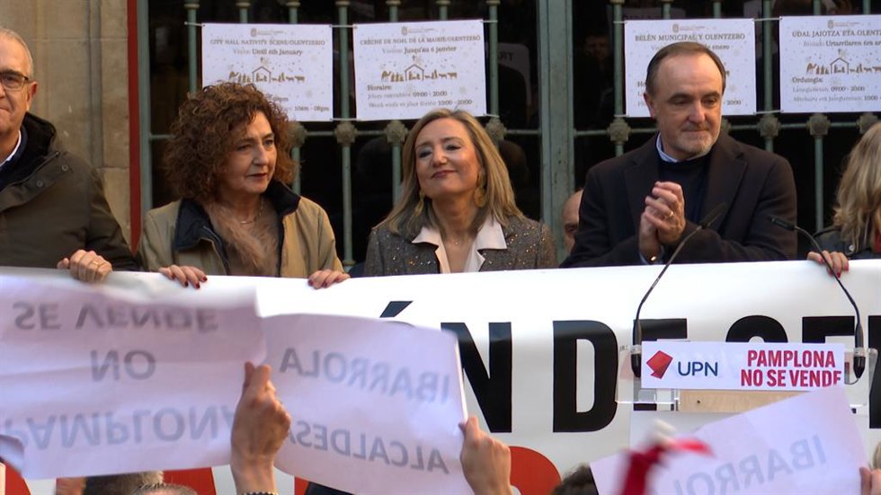 Ibarrola dice que PSOE ha "vendido" a Bildu el consistorio de Pamplona, su "bien