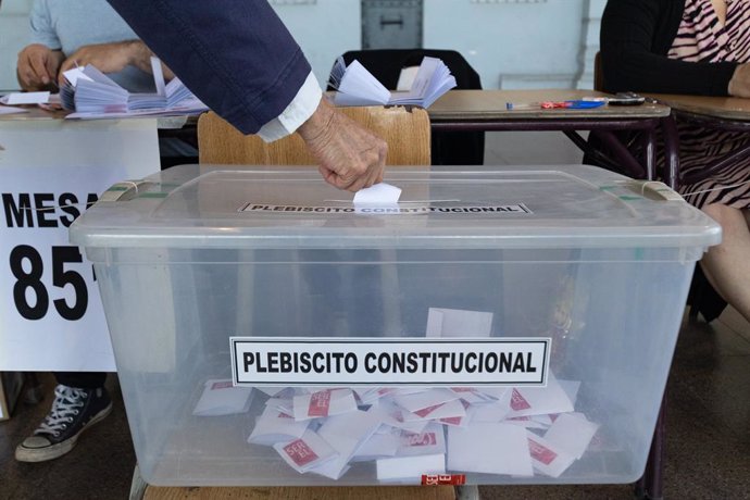 December 17, 2023, Santiago, Metropolitan Region, Chile: A man votes on the draft of a new constitution in Santiago, Chile, Sunday, Dec. 17, 2023.