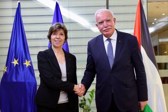 La ministra de Exteriores de Francia, Catherine Colonna, y su homólogo palestino, Riyad al Maliki