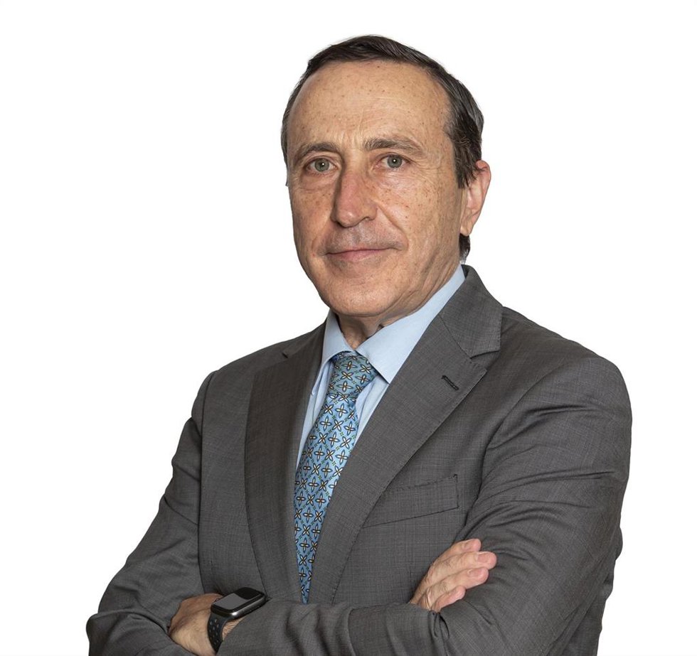 Archivo - Luis Miguel Ávalos Muñoz, miembro del Consejo Ejecutivo de FINRESP en representación de UNESPA