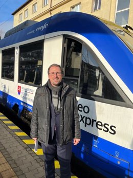 El presidente de Renfe, Raül Blanco, supervisa la puesta en marcha del servicio de Leo Express en Eslovaquia