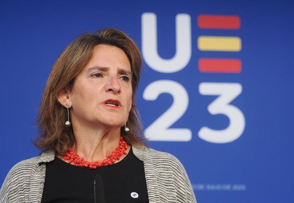 Archivo - La vicepresidenta tercera y ministra para la Transición Ecológica y el Reto Demográfico, Teresa Ribera, preside la reunión informal de ministros de Medio Ambiente de la Unión Europea, en el Museo de Arte Contemporáneo Patio Herreriano, a 10 de