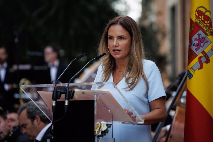 Archivo - La presidenta de la Comisión Mixta para la Unión Europea, Susana Sumelzo Jordán, interviene durante el acto institucional del Día de Europa conmemorativo del LXXIII aniversario de la Declaración de Schuman, en la Plaza de la Marina Española en l