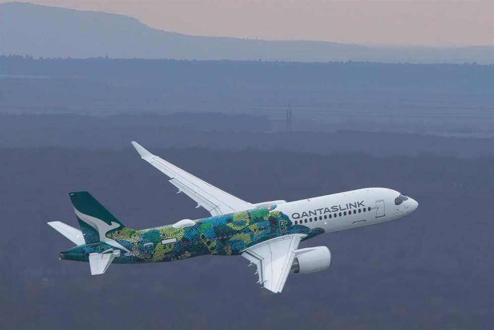 Qantas Group se convierte en el vigésimo operador del Airbus A220 tras recibir el primer avión de este modelo.