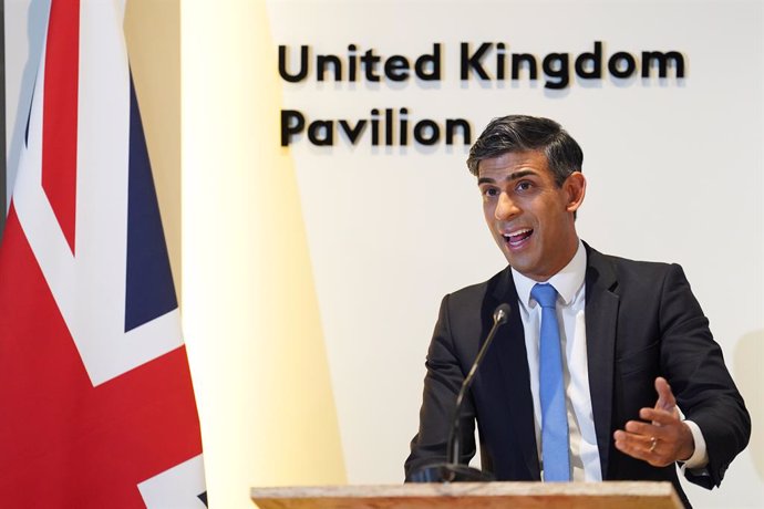 01 December 2023, United Arab Emirates, Dubai: UK Prime Minister Rishi Sunak speaks to the media at a press conference during the United Nations Climate Change Conference (COP28). Photo: Stefan Rousseau/PA Wire/dpa