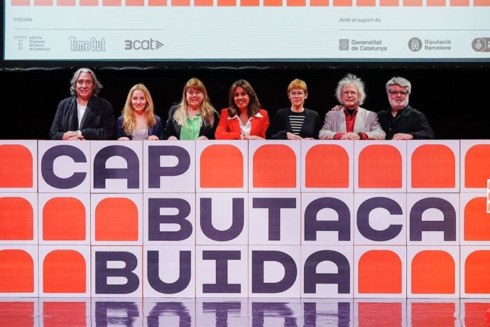 Presentación de la iniciativa 'Cap butaca buida', con la consellera Natlia Garriga