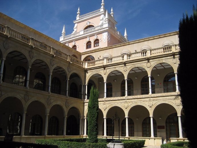 Archivo - Imagen del claustro de La Merced